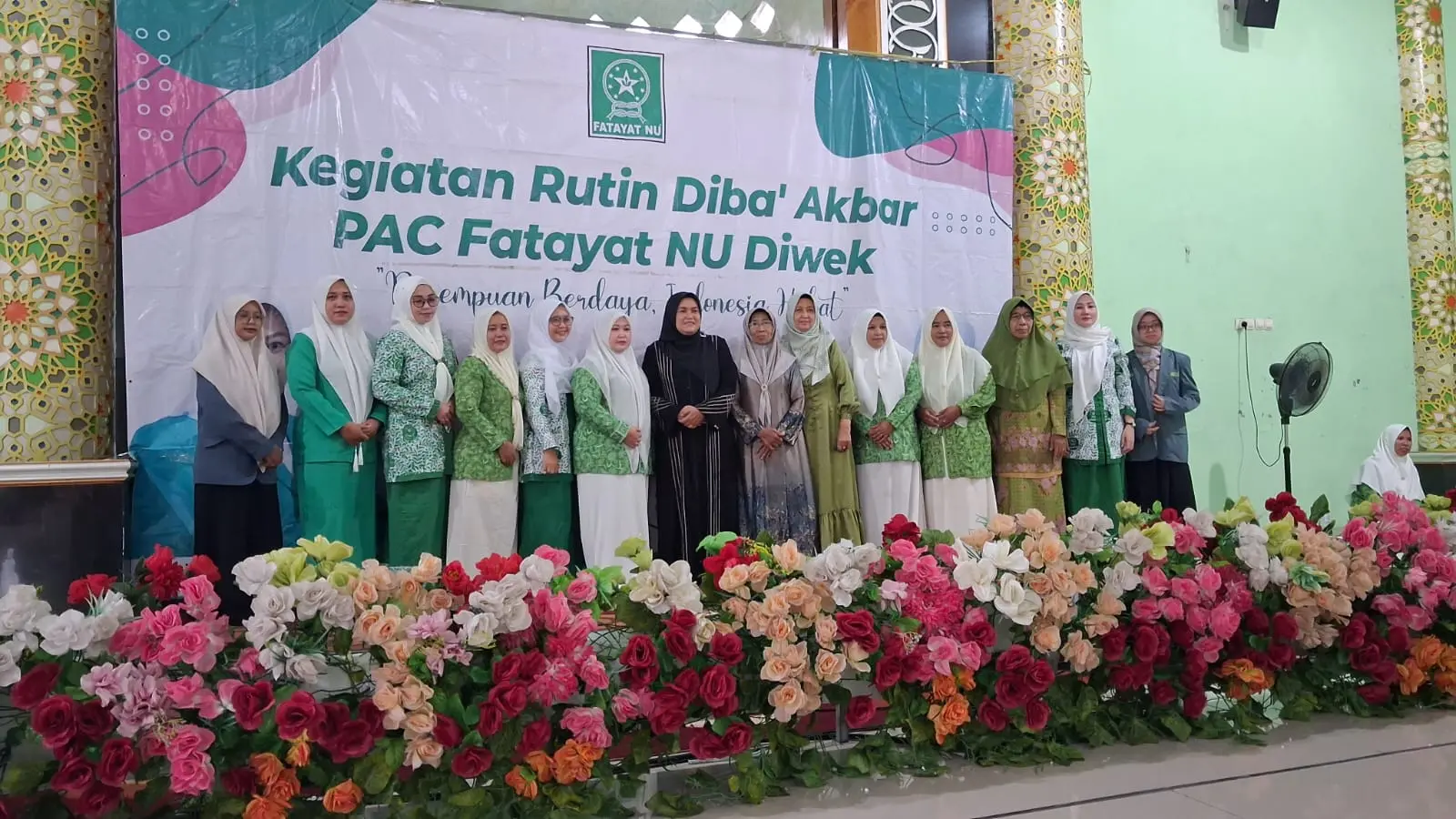 Ajak Anggota Menuju Wanita Shalihah, Fatayat Diwek Gelar Diba' Akbar
