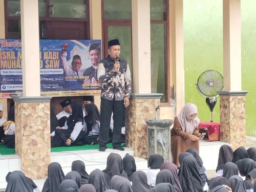 Peringatan Isra Miraj Dikemas Tabligh Akbar, Tanamkan Disiplin Shalat pada Siswa