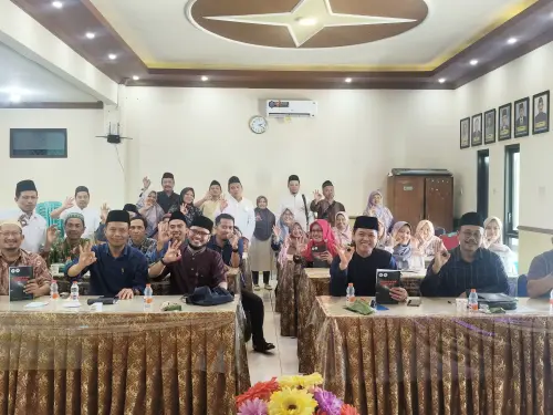 Metode Alam, Hilangkan Momok Sulit Bahasa Arab di Pesantren