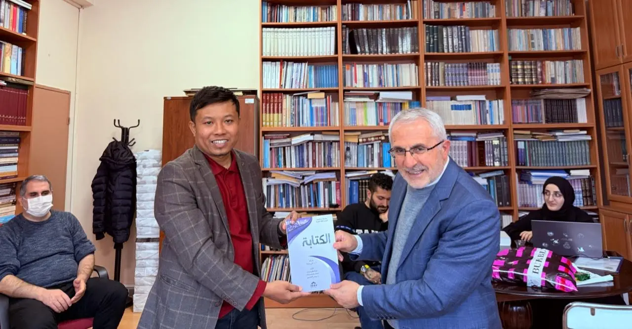 Hari Bahasa Arab Sedunia: Belajar dari Universitas Istanbul dari Bahasa yang Dicurigai ke Bahasa Akademik