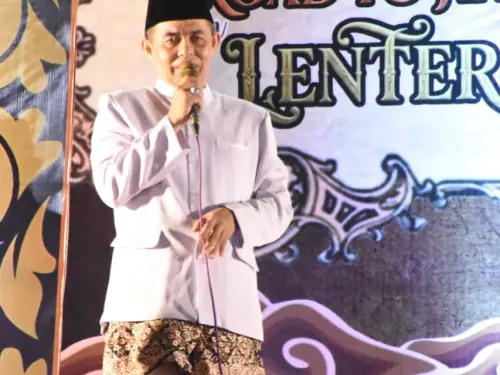 Ribuan Jamaah Semarakkan Harlah ke-32 MI At-Taqwa Bondowoso, Lentera Budaya Nusantara Bersinar Penuh Berkah