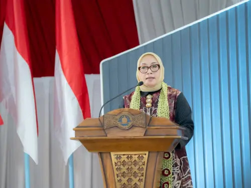 Mentri PPA Tekankan Amanah Ilmu dan Kepedulian Sosial Kepada 1.053 Wisudawan XXXV Universitas Ibrahimy