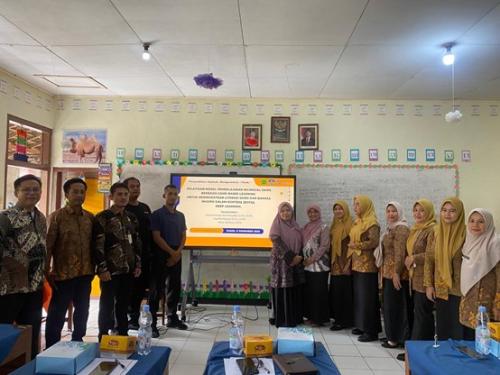 Dosen UNISNU Jepara Kembangkan Kartu ESA Berbasis Game untuk Tingkatkan Literasi Sains dan Bahasa Inggris Siswa SD