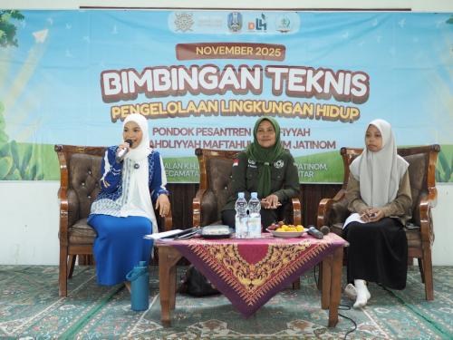 Kokohkan Eco Pesantren, DLH Jatim Pendampingan Lingkungan Hidup di Ponpes Jatinom Blitar
