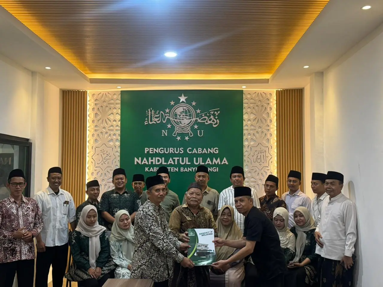 Serah Terima Kepengurusan LP Ma'arif PCNU Banyuwangi Penuh Kebersamaan