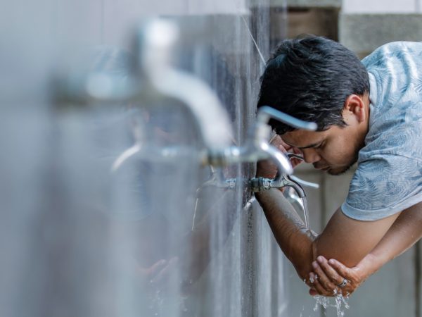 Meningkatkan Kualitas Wudu di Tengah Wabah Korona