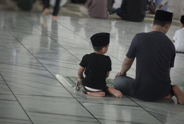 Parenting dalam Al-Quran Pentingnya Peran Ayah dalam Mendidik Anak