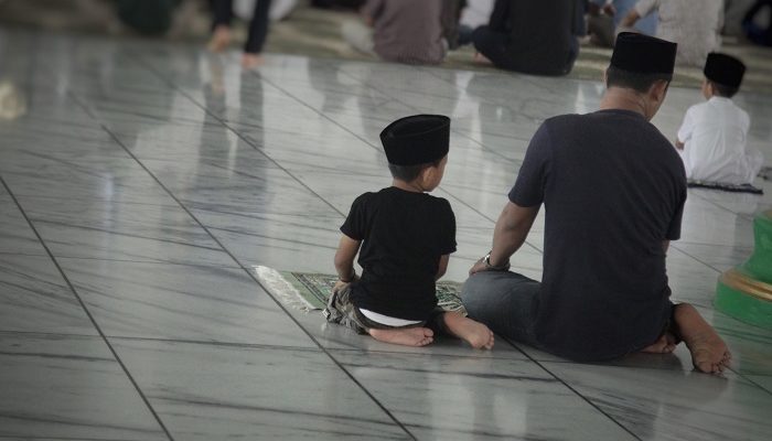 Parenting dalam Al-Quran Pentingnya Peran Ayah dalam Mendidik Anak