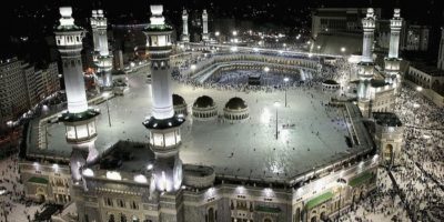 Keistimewaan Masjidil Haram Sehingga Menjadi yang Pertama dan Utama