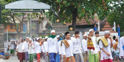 pesantren dan islamic boarding school