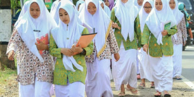 Eksistensi Tradisi Pesantren Melalui Daring