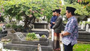 Risalah Rihlah Jaringan Murid Syaikhona Kholil Madura di Tatar Sunda (2) : RD. Hasan Mustapa (W. 1930) Bandung