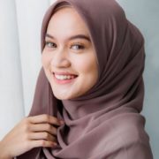 Jilbab Pada Muslimah, Kesadaran Akan Hukum dan Fungsinya