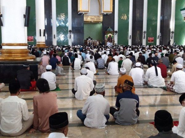 Khutbah Idul Fitri Bahasa Jawa dan Indonesia Saat Wabah Covid-19