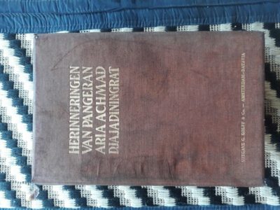 Kitab “Tasripan” dan Potret Pesantren di Tatar Sunda Akhir Abad 19 dalam Buku “Herinneringen van Pangeran Aria Achmad Djajadiningrat”
