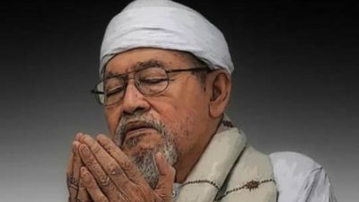 Sang Guru Besar yang Dikenal dan Dikenang: Biografi KH Basori Alwi Murtadlo
