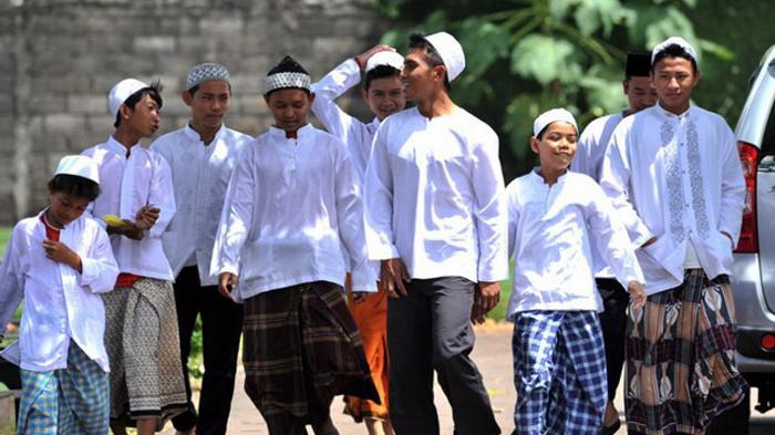 Pesantren, Sebagai Dapur Akhlak dan Sikap Toleransi