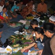 Tradisi Keagamaan Pada Kaum Muslim di Desa