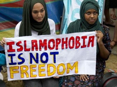 Pesantren Menjawab Islamophobia