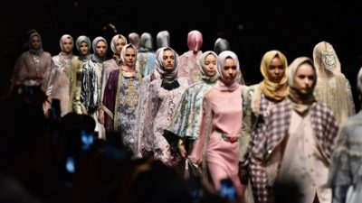 Posisi Perempuan Muslimah dalam Arus Modernisasi