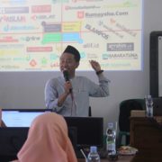 MISAKA (Madrasah Islam Syarifatul Ulum Katerban) 6 Tahun Ngawi Selenggarakan Pelatihan Pemanfaatan Artificial Intelligence (AI) dalam Upaya meningkatkan Kompetensi dan Literasi Digital Guru